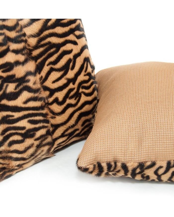 Fur cushion  animal print G-510