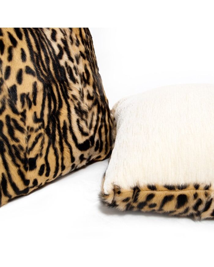 Fur cushion animal print 2 G-511